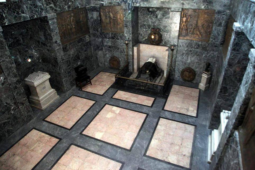 Pantheon dos Andradas, Santos